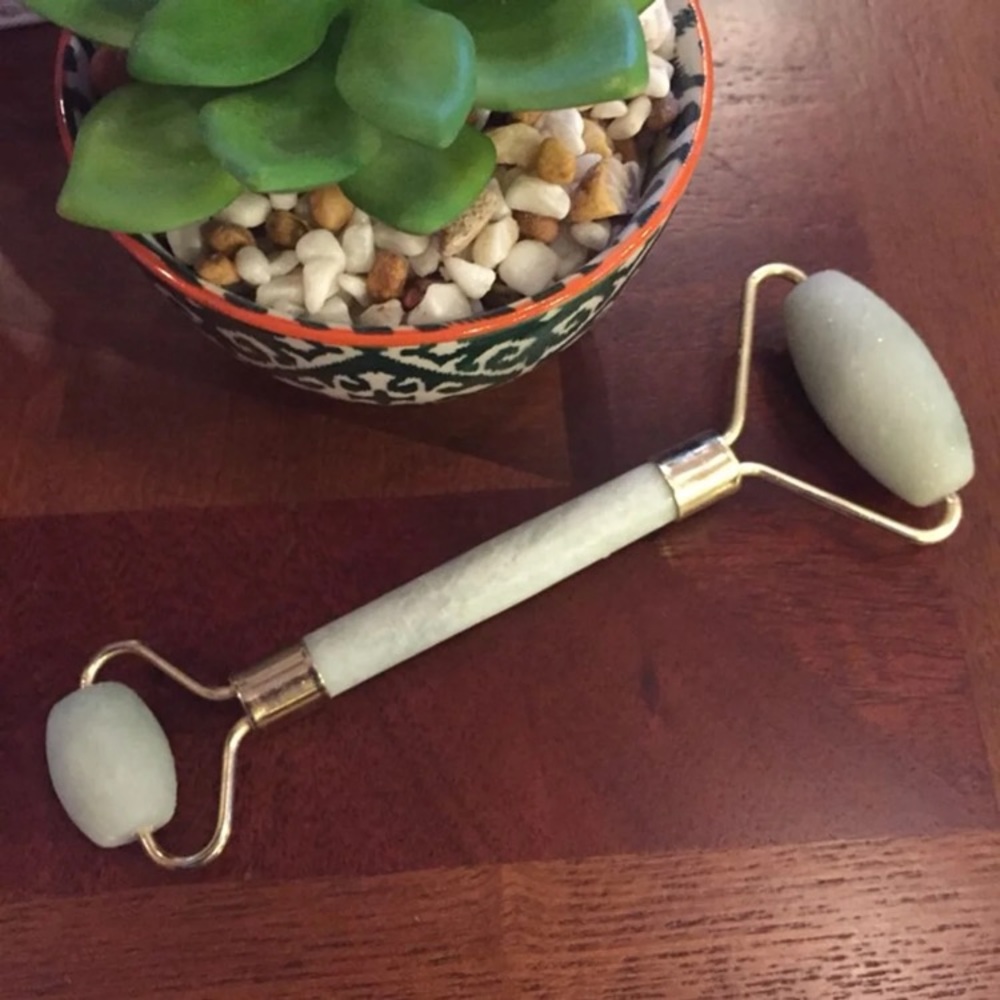 Jade Facial Roller